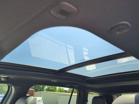 New 2026 Jeep Cherokee Limited AWD/4WD image 18