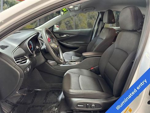 Used 2023 Chevrolet Malibu LT FWD image 9