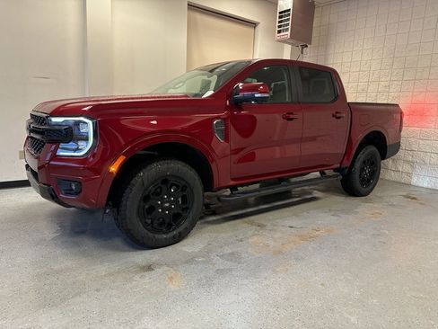 New 2025 Ford Ranger Lariat w/ FX4 Off-Road Package image 13