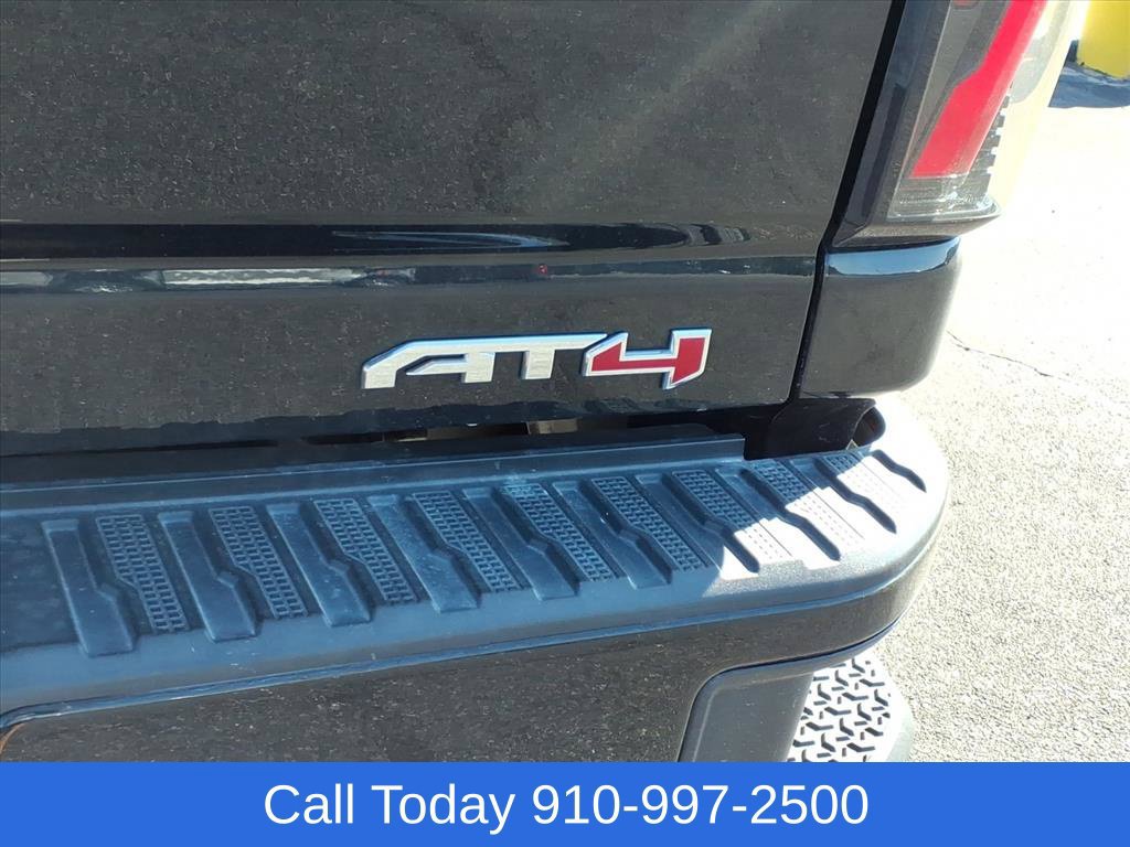 Used 2024 GMC Sierra 2500 AT4 w/ AT4 Premium Plus Package AWD/4WD image 6