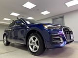 Used 2021 Audi Q5 Premium w/ Convenience Package image 4