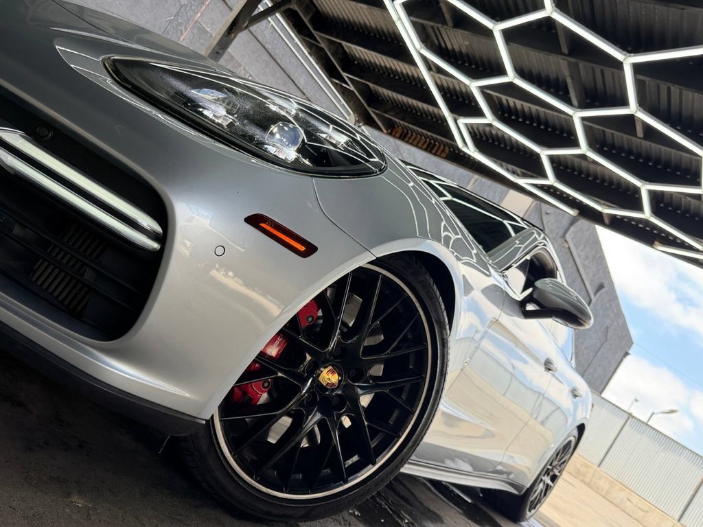 Used 2018 Porsche Panamera Turbo AWD/4WD image 31