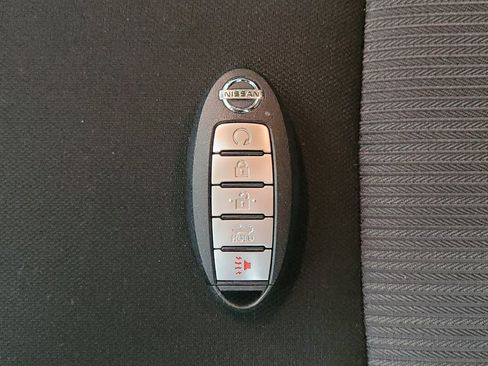 Used 2021 Nissan Sentra SV image 32