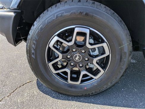 New 2025 Ford Bronco Outer Banks image 10