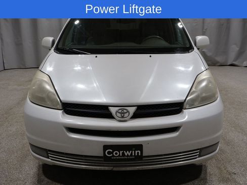 Used 2005 Toyota Sienna XLE image 8