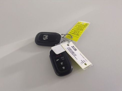 Certified 2024 Honda HR-V Sport image 31