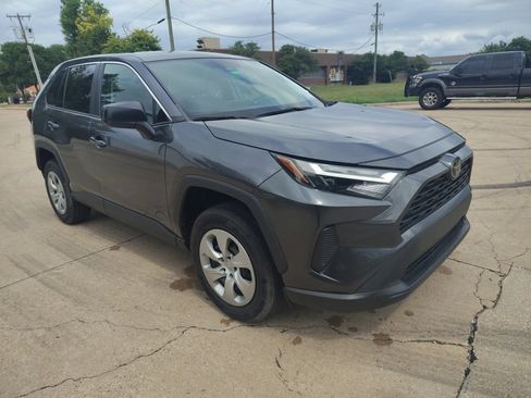 Used 2023 Toyota RAV4 LE FWD image 16