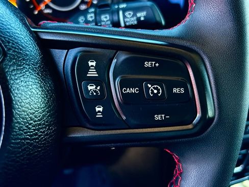 Used 2024 Jeep Wrangler Unlimited Rubicon image 15