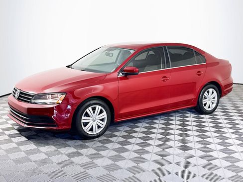 Used 2017 Volkswagen Jetta S FWD image 4