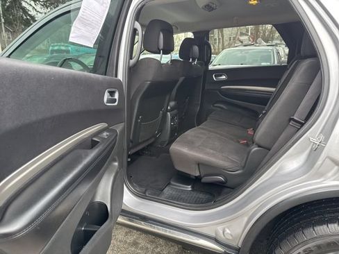 Used 2020 Dodge Durango SXT AWD/4WD image 21