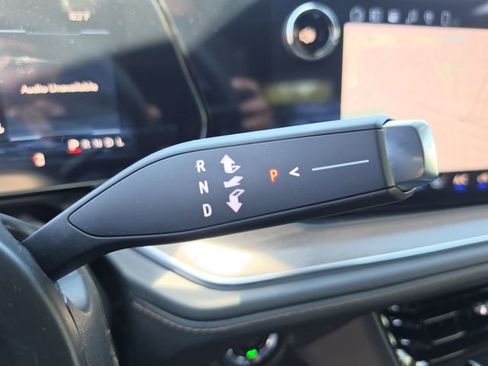 New 2026 Chevrolet Suburban High Country image 33