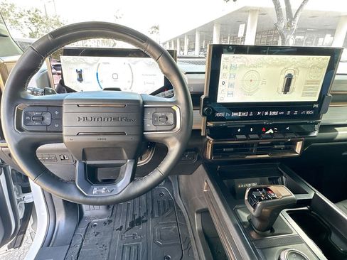 Used 2025 GMC Hummer EV 2X image 12