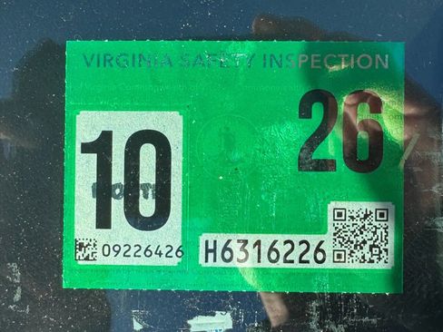 Used 2011 Cadillac SRX Luxury image 31