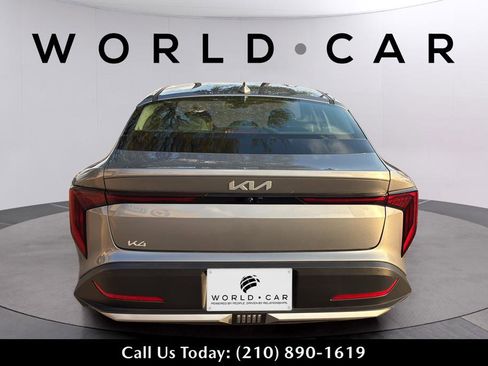 Used 2025 Kia K4 EX image 14