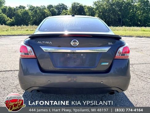 Used 2013 Nissan Altima 2.5 SL w/ Technology Pkg FWD image 4