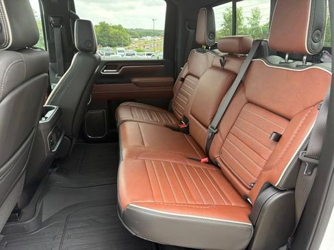 Used 2025 GMC Sierra 2500 Denali Ultimate AWD/4WD image 21