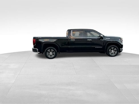 Used 2022 GMC Sierra 1500 SLT image 9