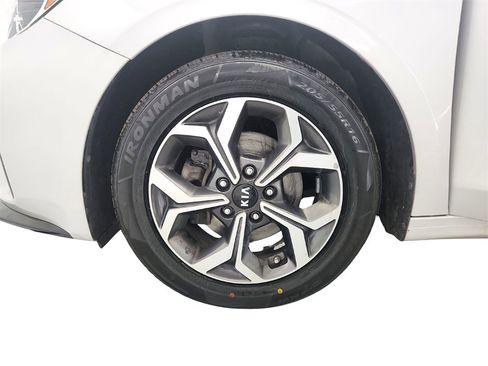 Used 2021 Kia Forte LXS image 30