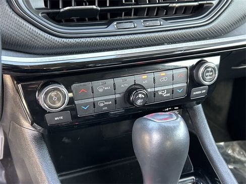 Certified 2022 Jeep Compass Trailhawk w/ Trailhawk Elite Group image 27