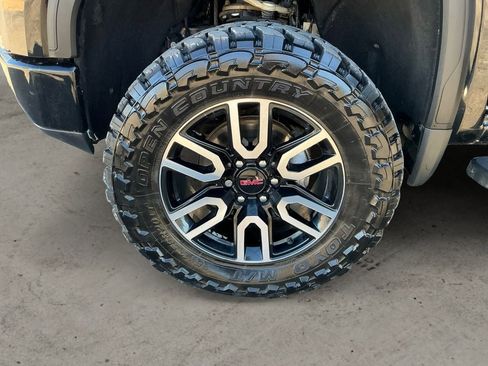 Used 2020 GMC Sierra 1500 AT4 w/ AT4 Premium Package image 14