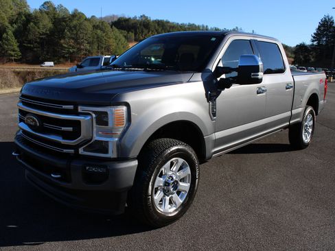 Used 2022 Ford F250 Platinum w/ FX4 Off-Road Package image 7