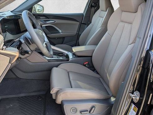 New 2025 Audi Q5 Premium Plus image 4