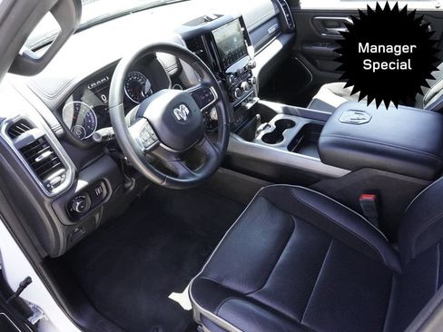 Used 2024 RAM 1500 Laramie AWD/4WD image 18