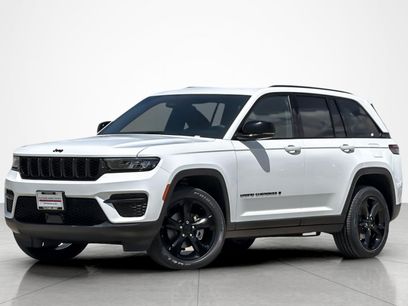 Used 2023 Jeep Grand Cherokee Altitude