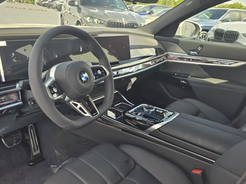 New 2026 BMW 760i xDrive w/ Executive Package AWD/4WD image 18