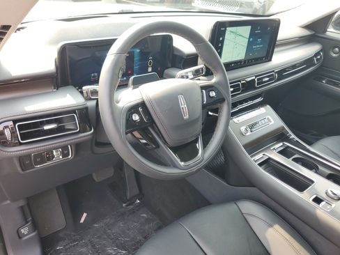 New 2026 Lincoln Aviator Reserve w/ Jet Appearance Package AWD/4WD image 12
