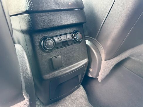 Used 2014 Ford Explorer XLT w/ Equipment Group 202A image 15