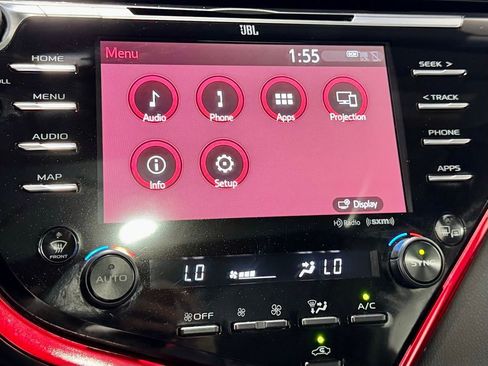 Used 2019 Toyota Camry XSE image 16