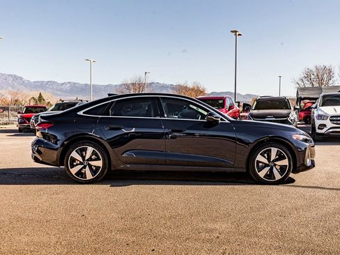 Used 2025 Audi A5 2.0T Premium Plus image 8