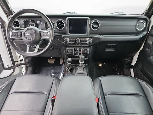 Used 2022 Jeep Gladiator Overland w/ Popular Equipment Package AWD/4WD image 9