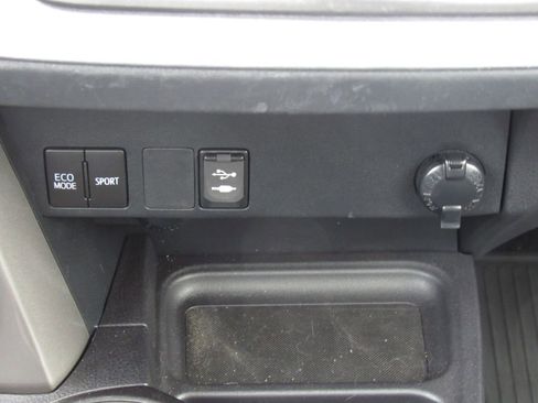 Certified 2018 Toyota RAV4 LE w/ All Weather Liner Package image 26