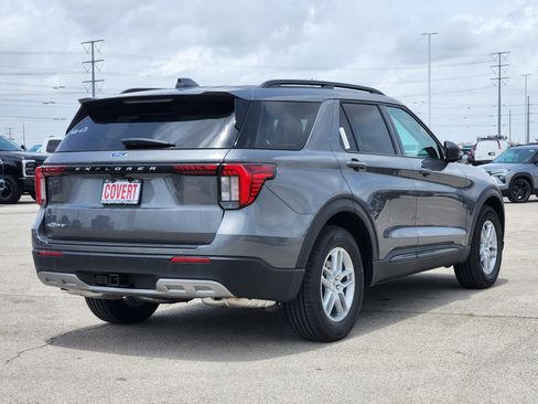 New 2026 Ford Explorer Active w/ Active Comfort Package RWD image 5