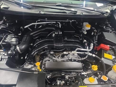 Certified 2023 Subaru Crosstrek 2.0i AWD/4WD image 18