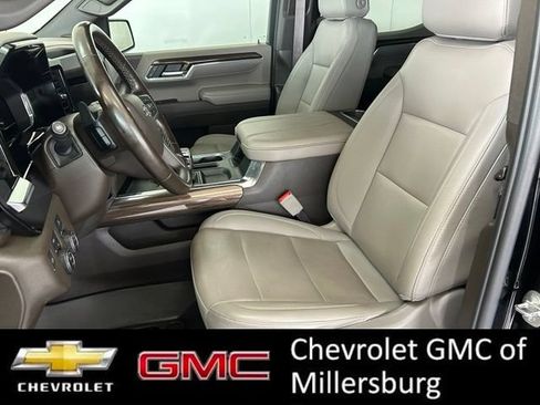 Used 2024 Chevrolet Silverado 1500 RST w/ Convenience Package II AWD/4WD image 17