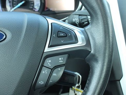 Used 2015 Ford Fusion SE image 24