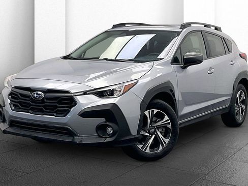 Used 2025 Subaru Crosstrek 2.0i Premium image 10