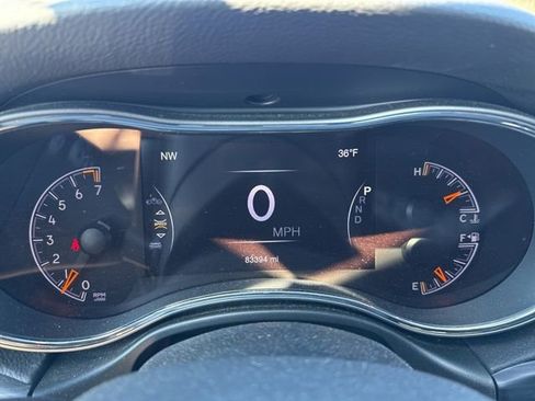 Used 2020 Jeep Grand Cherokee Limited image 12