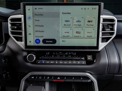 Used 2025 Toyota Sequoia Platinum image 23