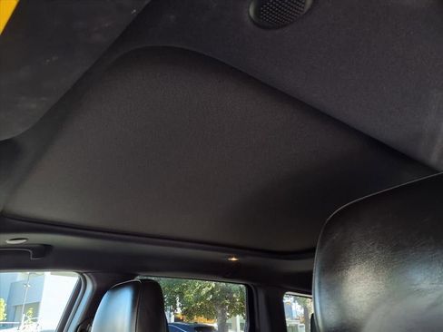 Used 2020 Jeep Grand Cherokee Limited w/ Luxury Group II image 16