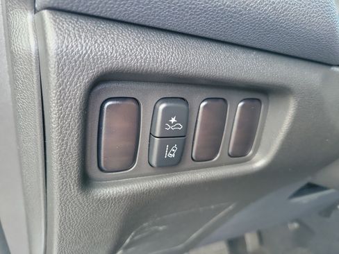 Used 2025 Mitsubishi Outlander Sport AWD image 20