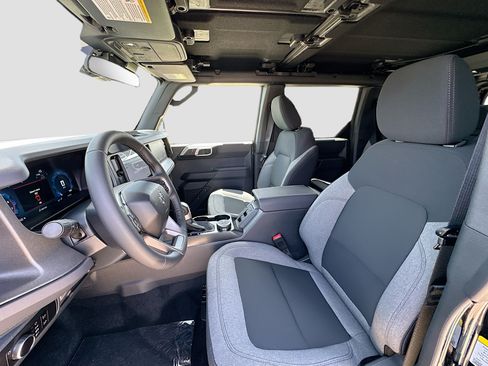 New 2026 Ford Bronco Big Bend AWD/4WD image 14