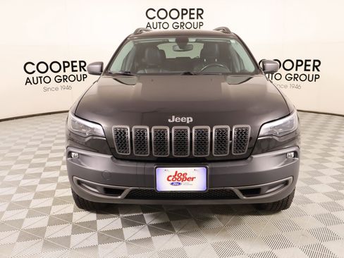 Used 2020 Jeep Cherokee Trailhawk w/ Cold Weather Group image 10