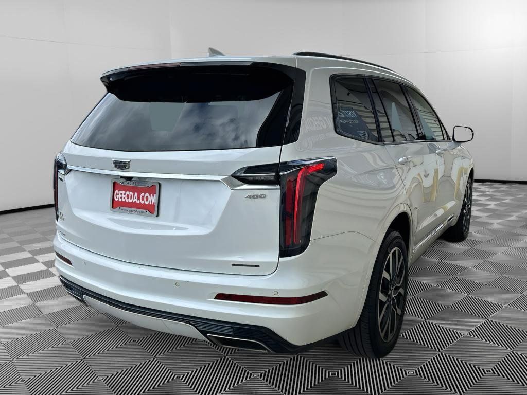 Used 2023 Cadillac XT6 Sport AWD/4WD image 4