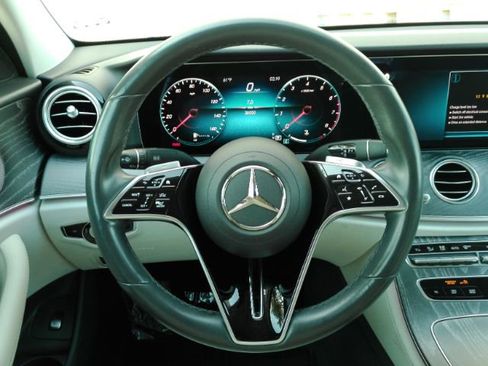Used 2022 Mercedes-Benz E 350 Sedan w/ Driver Assistance Package image 32