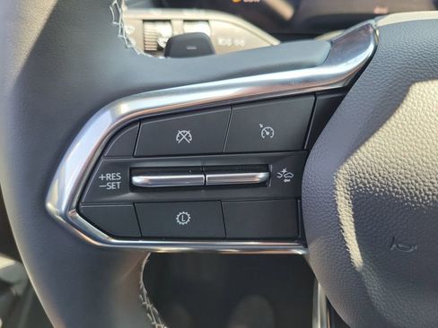 New 2026 Chevrolet Traverse LT image 5