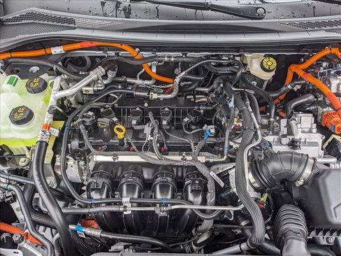 Used 2024 Ford Escape SE image 17